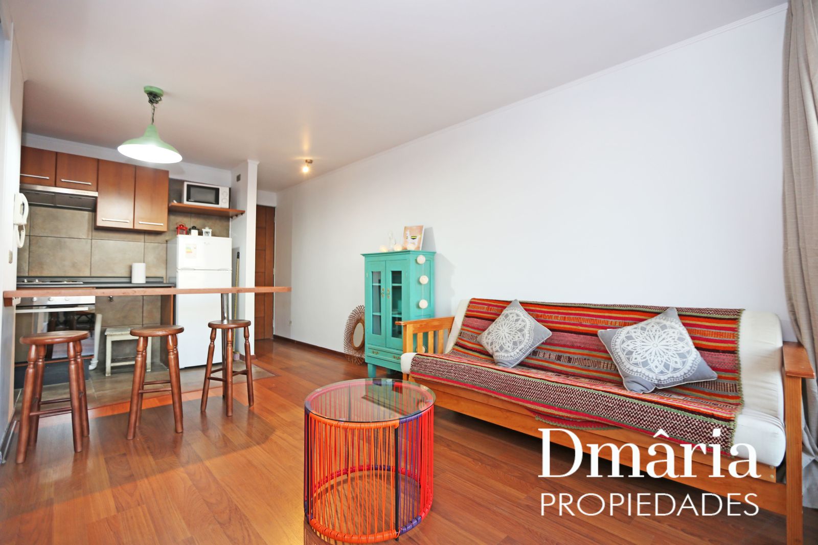 Living-2 (2)_68e3db992a452.jpg